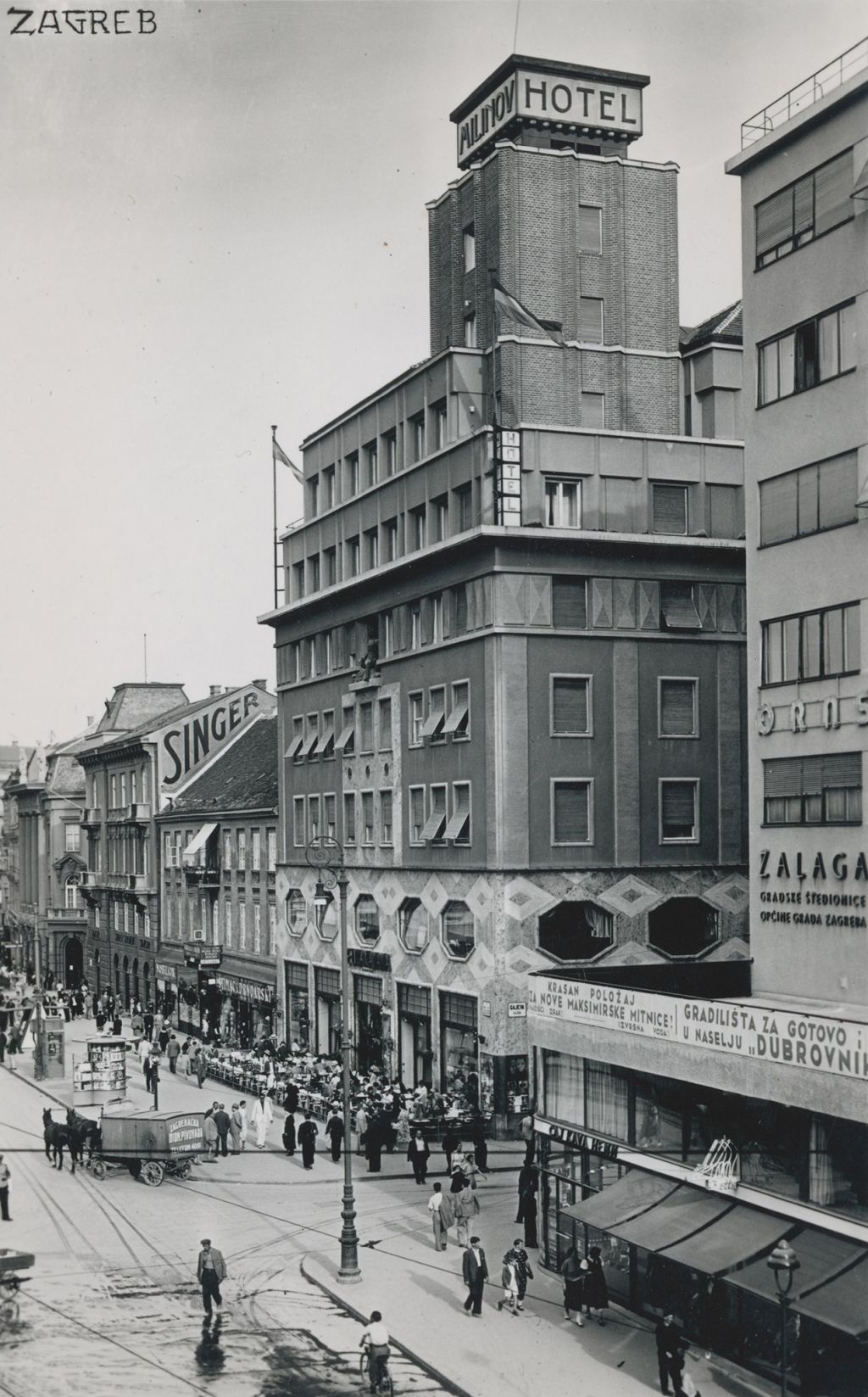 Trg bana Jelačića, Hotel Milinov izgrađen 1929. godine